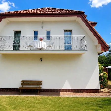Mewa Apartament *